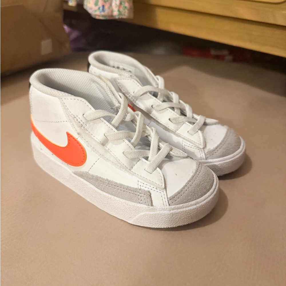 Nike Blazer Mid 77 Sneakers - Orange